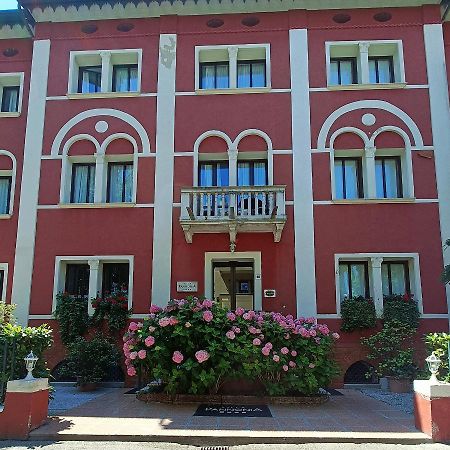 Hotel Villa Pannonia Lido di Venezia Exterior photo