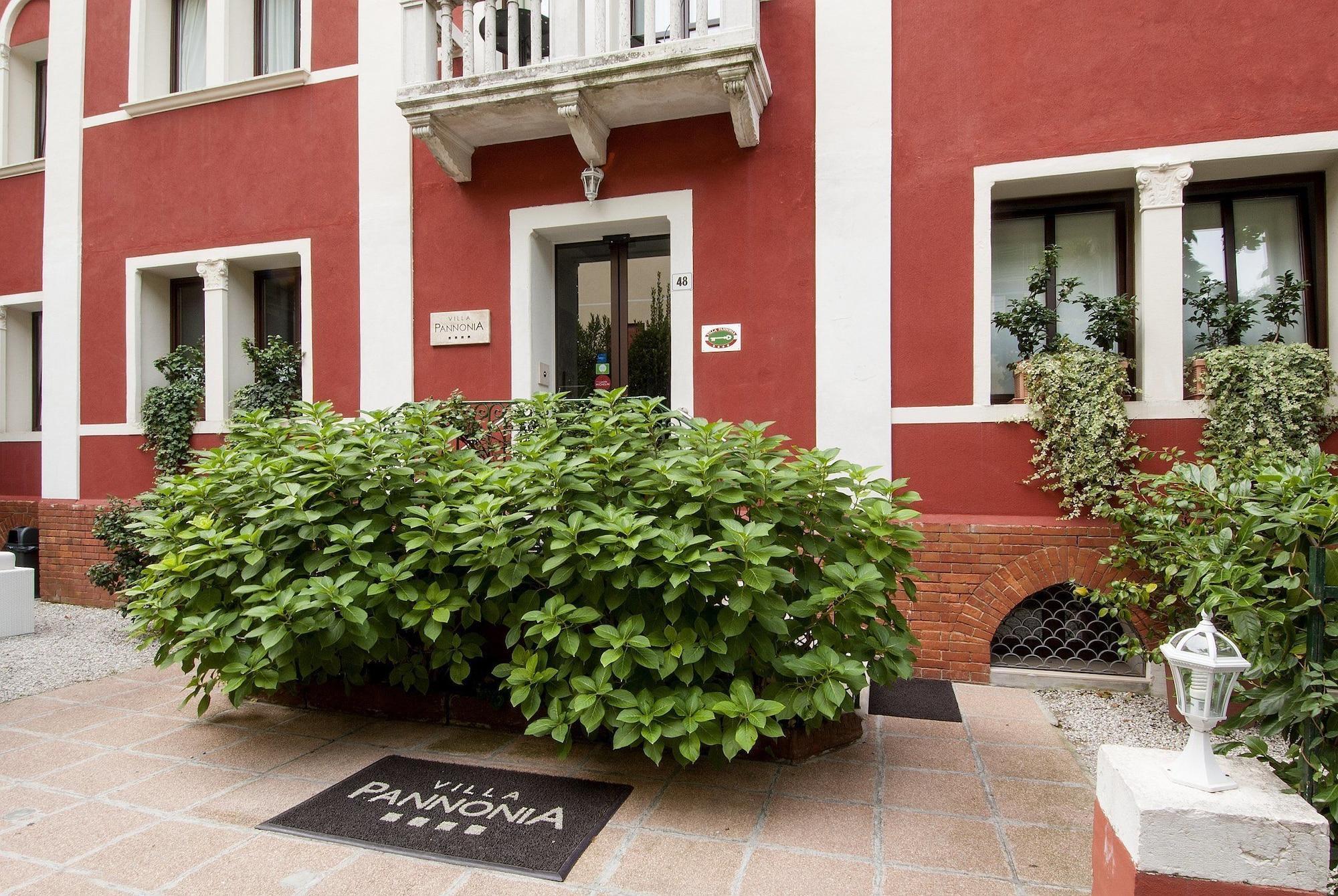 Hotel Villa Pannonia Lido di Venezia Exterior photo