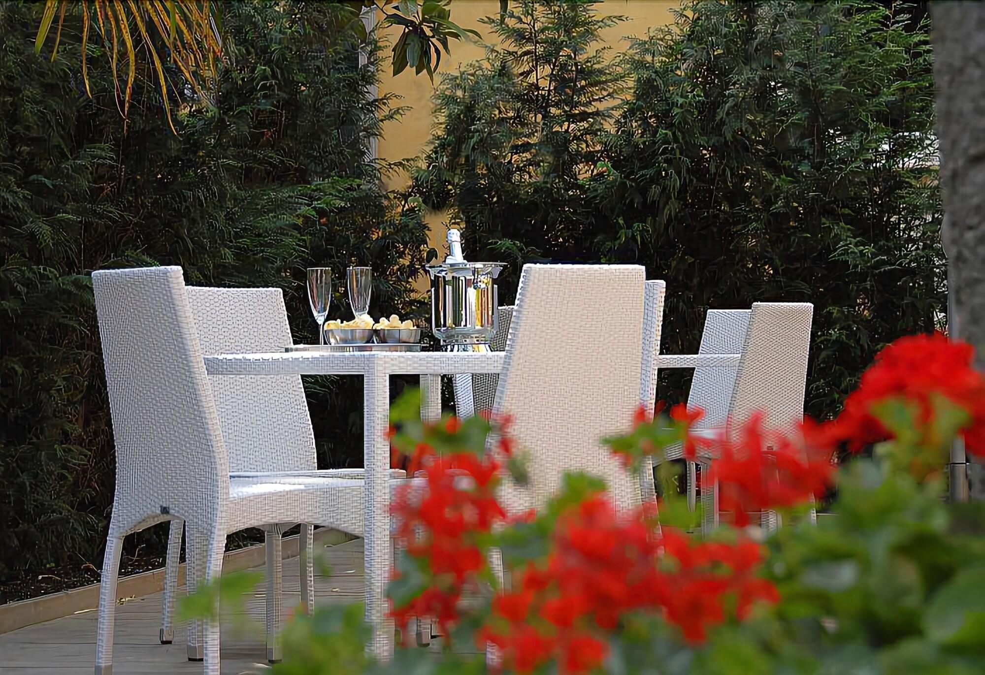 Hotel Villa Pannonia Lido di Venezia Exterior photo
