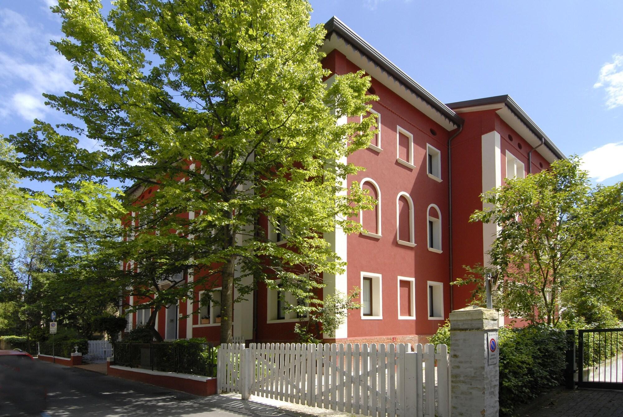 Hotel Villa Pannonia Lido di Venezia Exterior photo